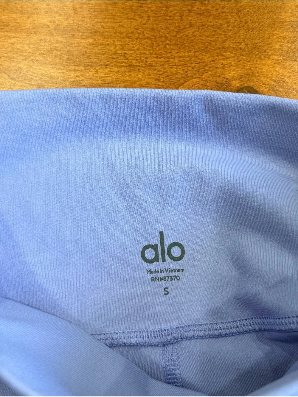 ALO Yoga soft stretchy
